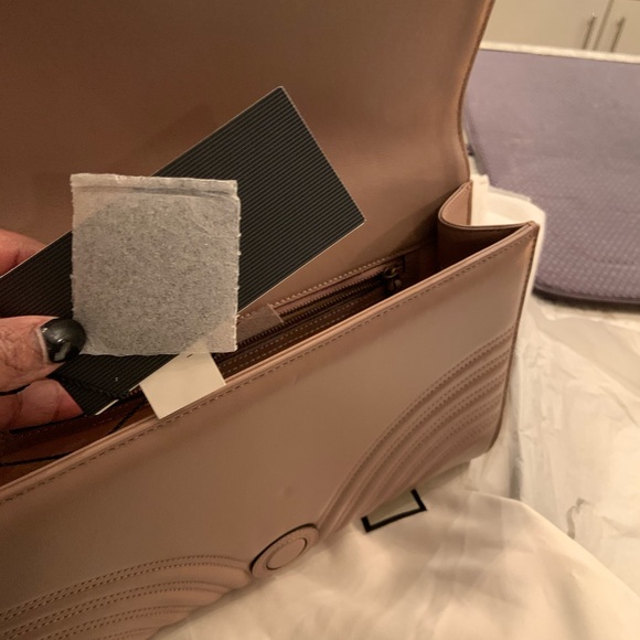 Gucci GG Clutch - Picture 8 of 9